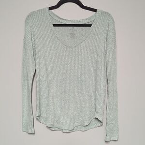 American Eagle V Neck Ribbed Long Sleeve Blouse